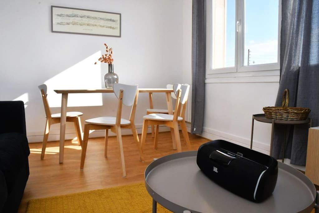 Vue Pyreneenne Elegante Avec 2 Chambres Tarbes Extérieur photo