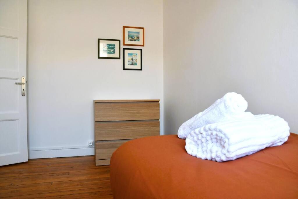 Vue Pyreneenne Elegante Avec 2 Chambres Tarbes Extérieur photo